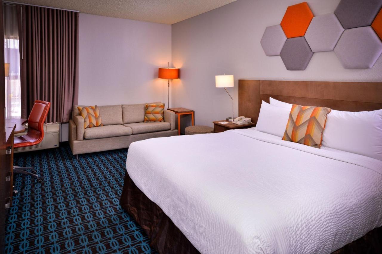 Fairfield Inn Las Vegas Convention Center Exterior photo