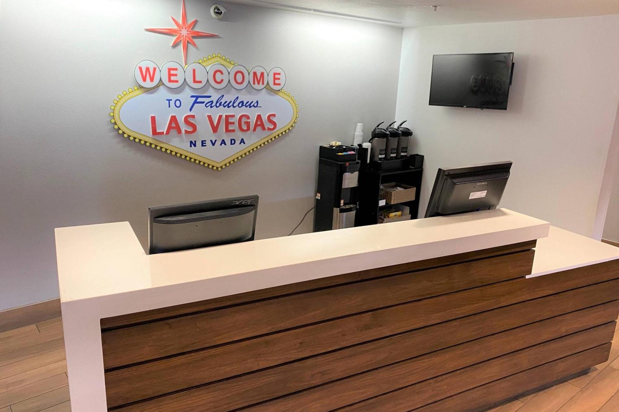 Fairfield Inn Las Vegas Convention Center Exterior photo